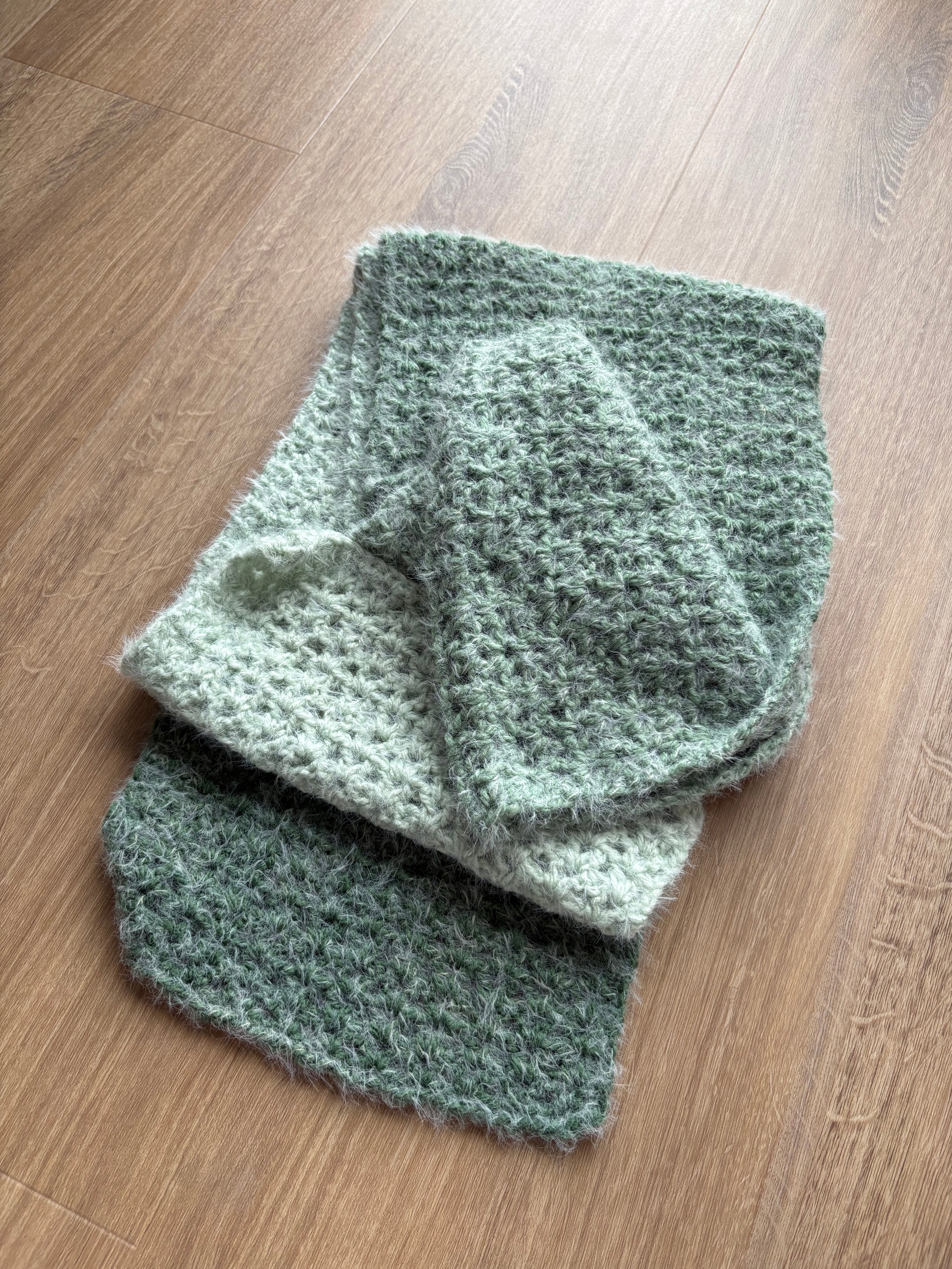 Green Fluffy Crochet Ombre Scarf