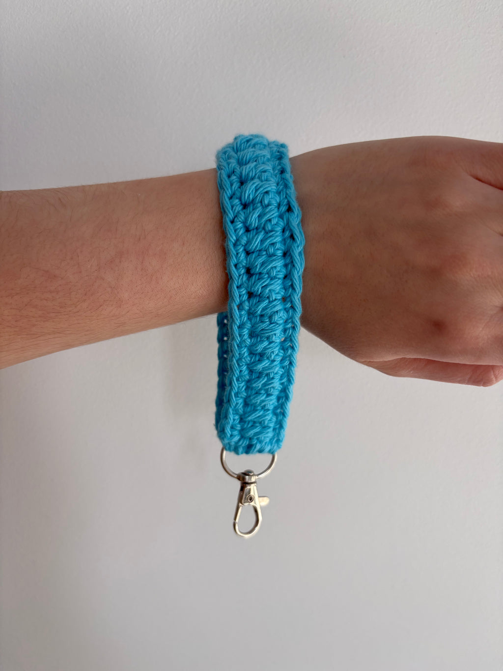 Iceberg Wristlet